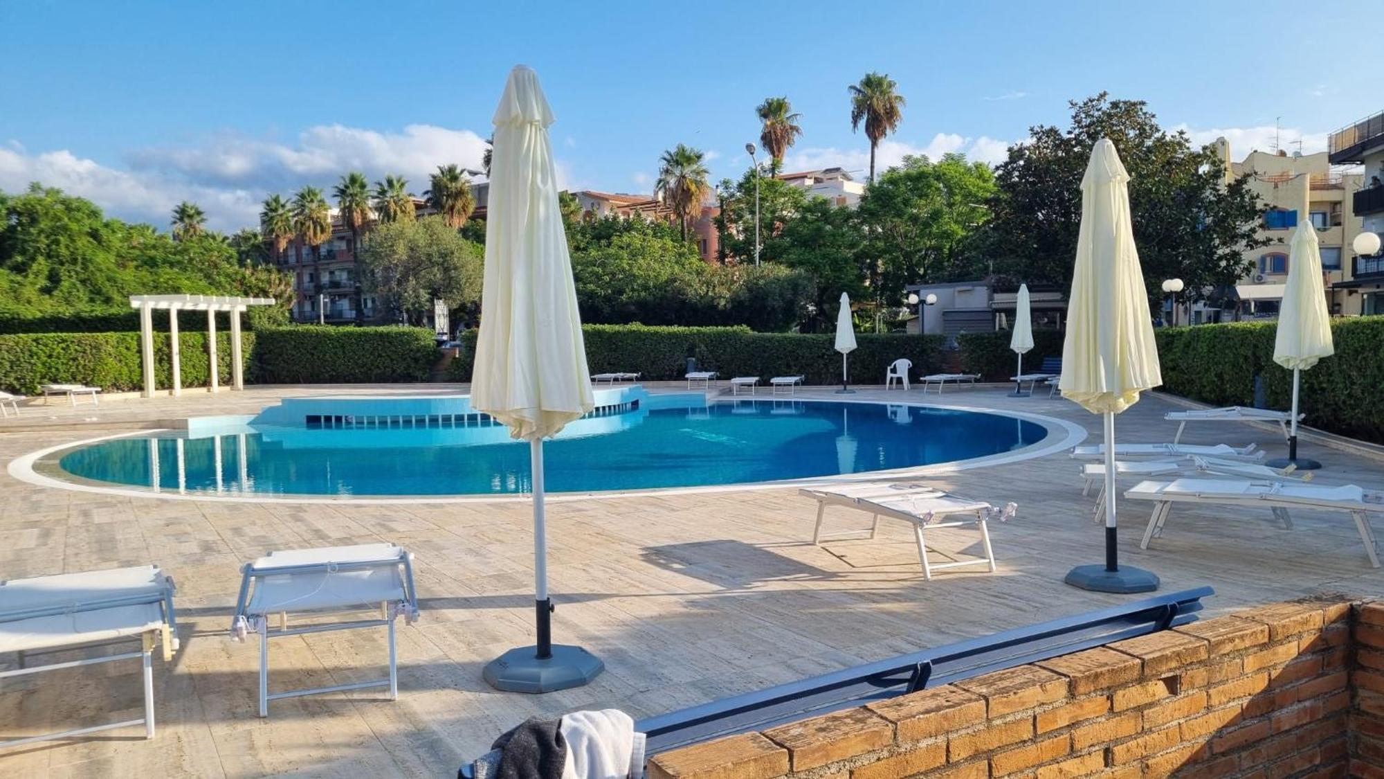 Recanati Seaside Apartment Giardini-Naxos Exterior foto